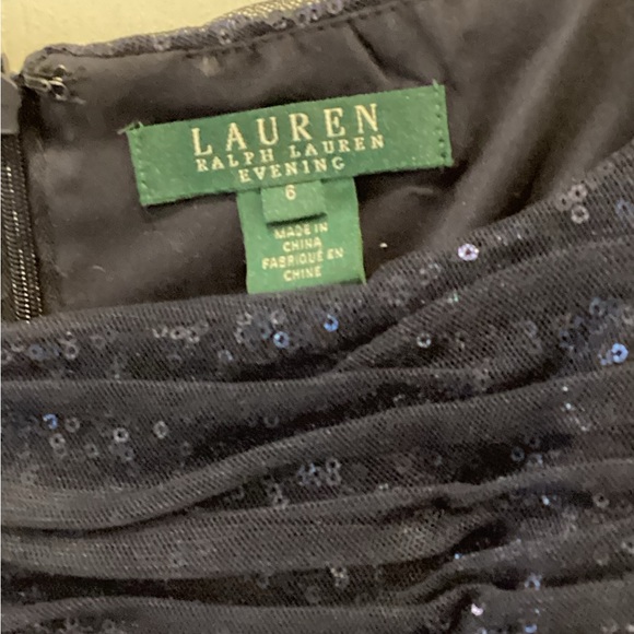 After 5 dress - Picture 2 of 3